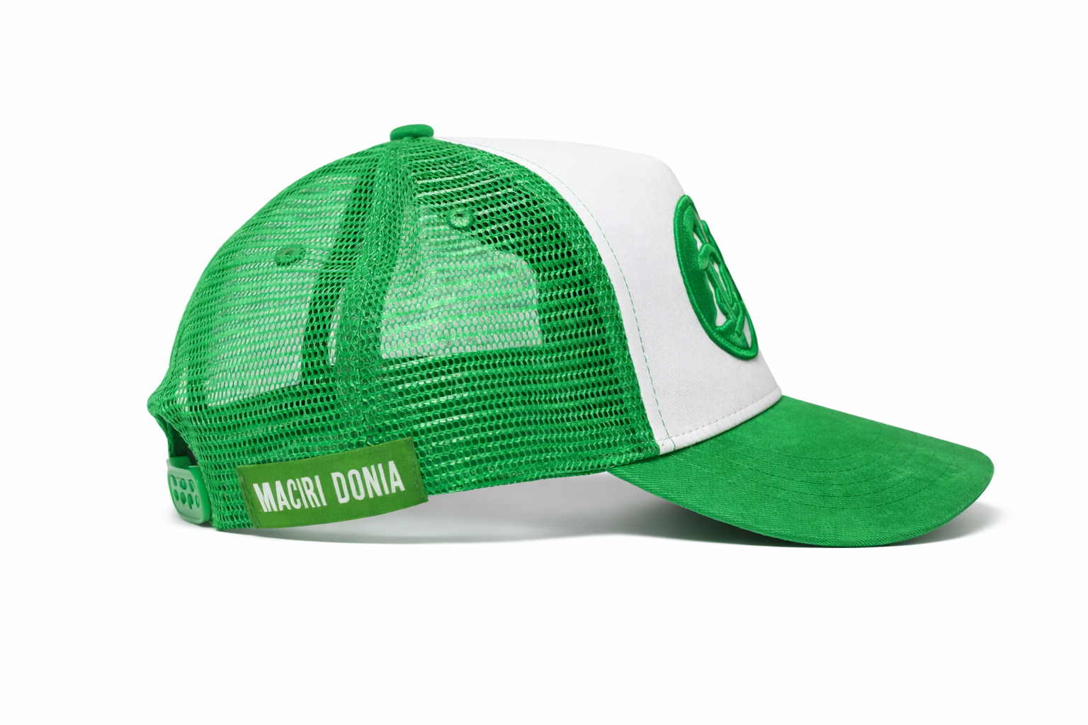 GREEN-DE-LA-NATURE Trucker Hat.