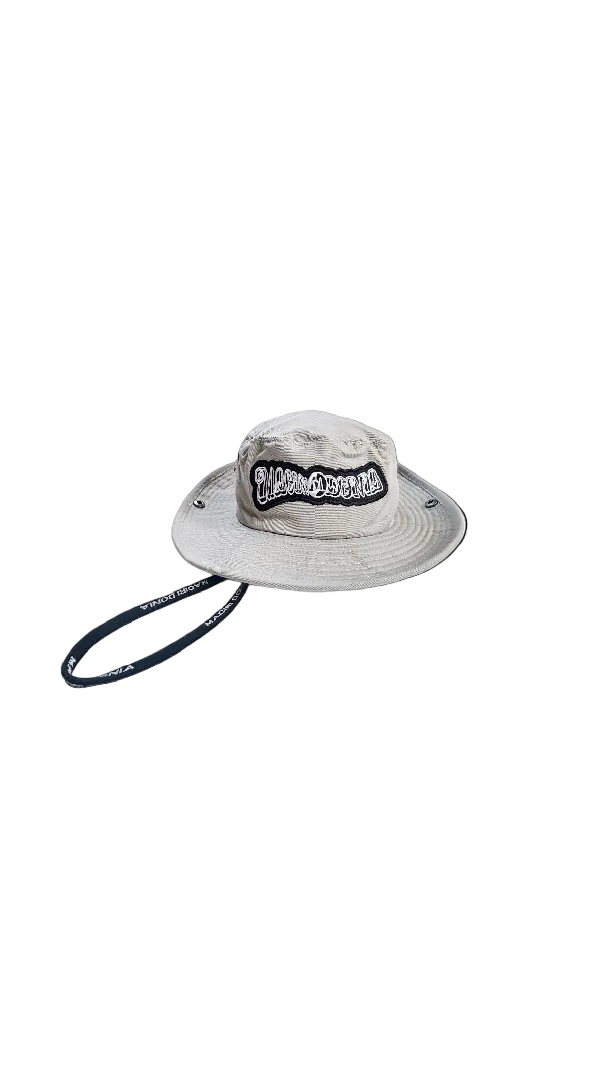 MACIRI DONIA bucket hat.